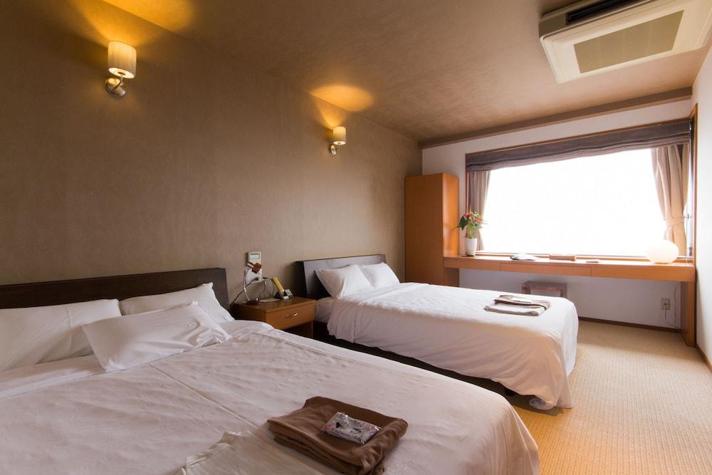 בפו Hotel Umine מראה חיצוני תמונה