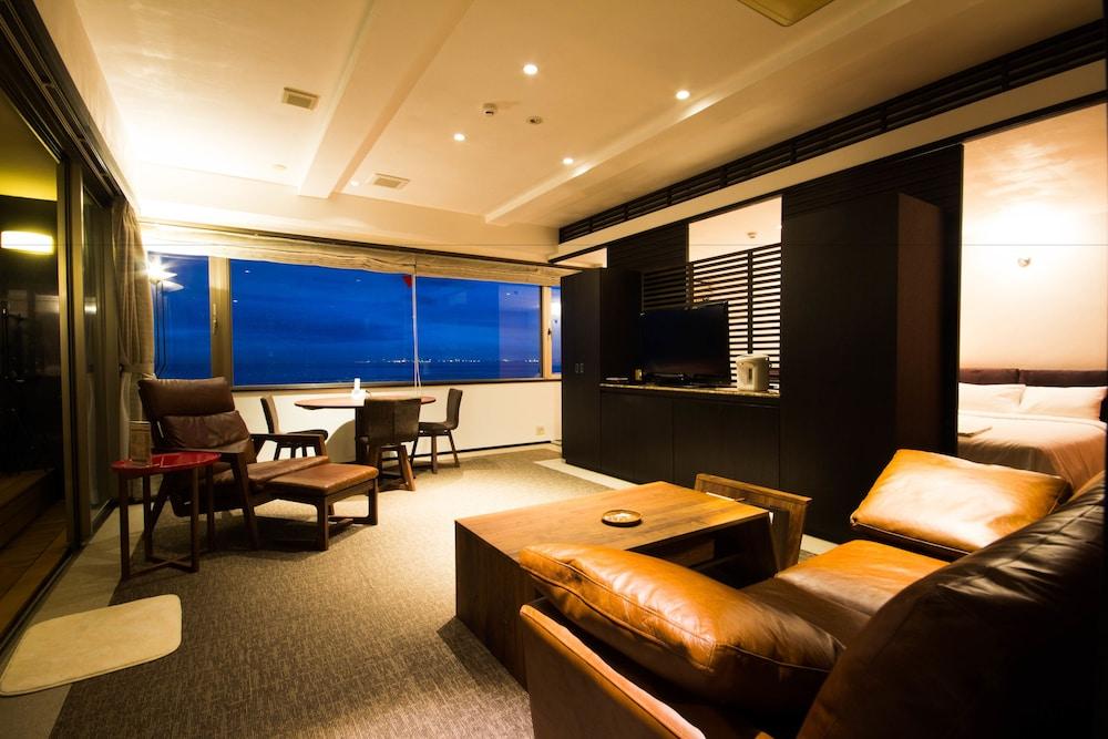 בפו Hotel Umine מראה חיצוני תמונה