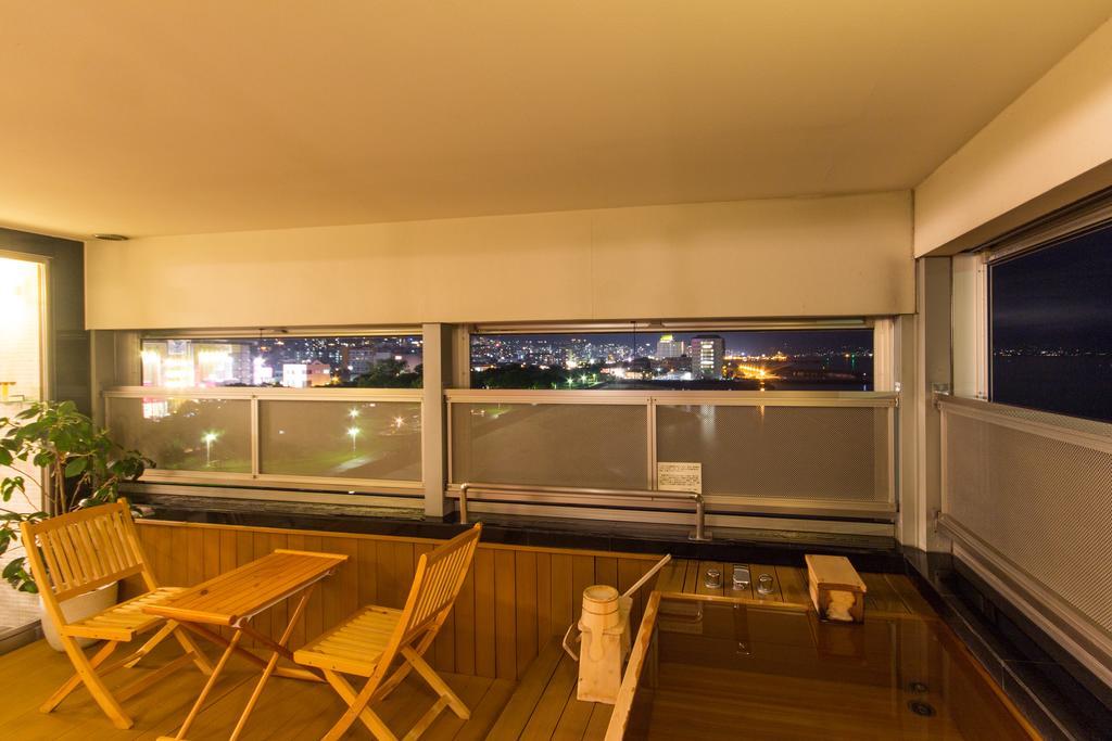 בפו Hotel Umine מראה חיצוני תמונה