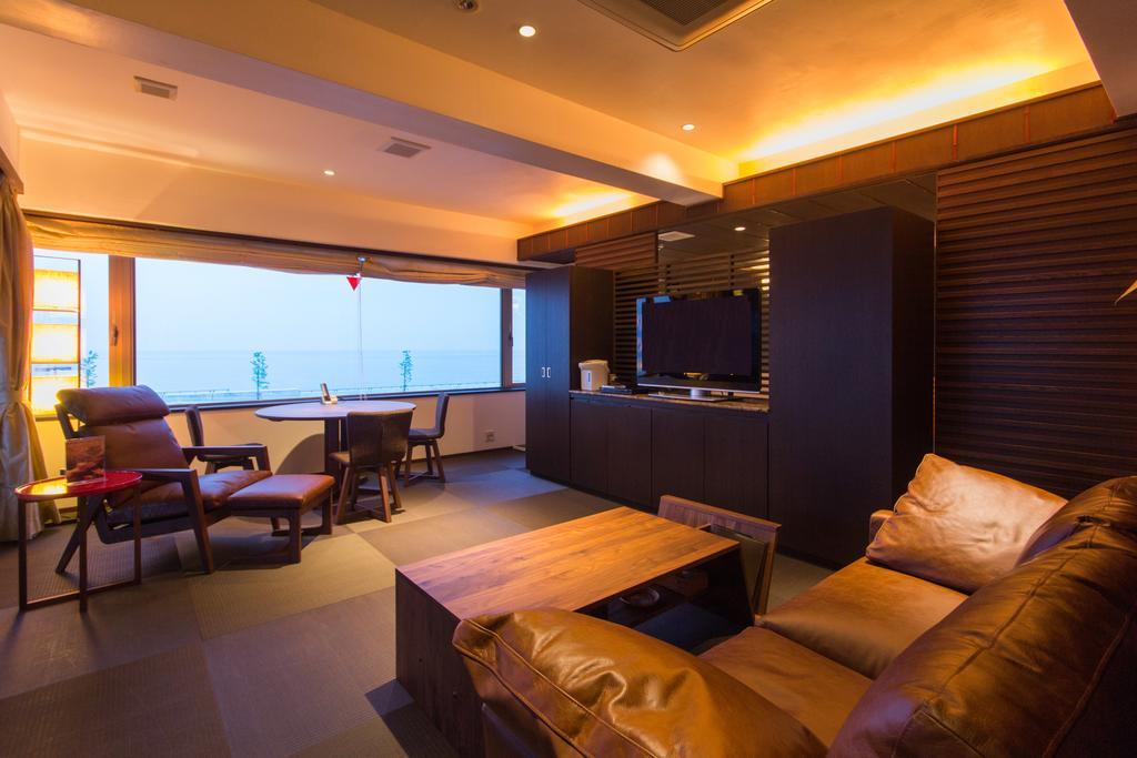 בפו Hotel Umine מראה חיצוני תמונה